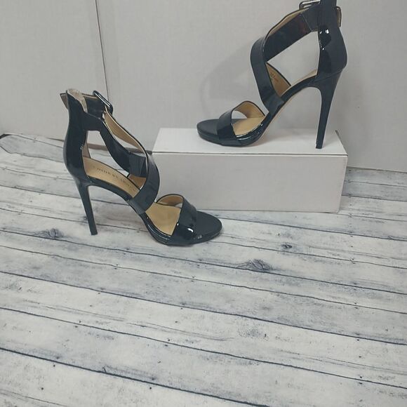 Chinese Laundry SZ 7M Strappy Patent Leather Womens Highlight Heels - Picture 3 of 12